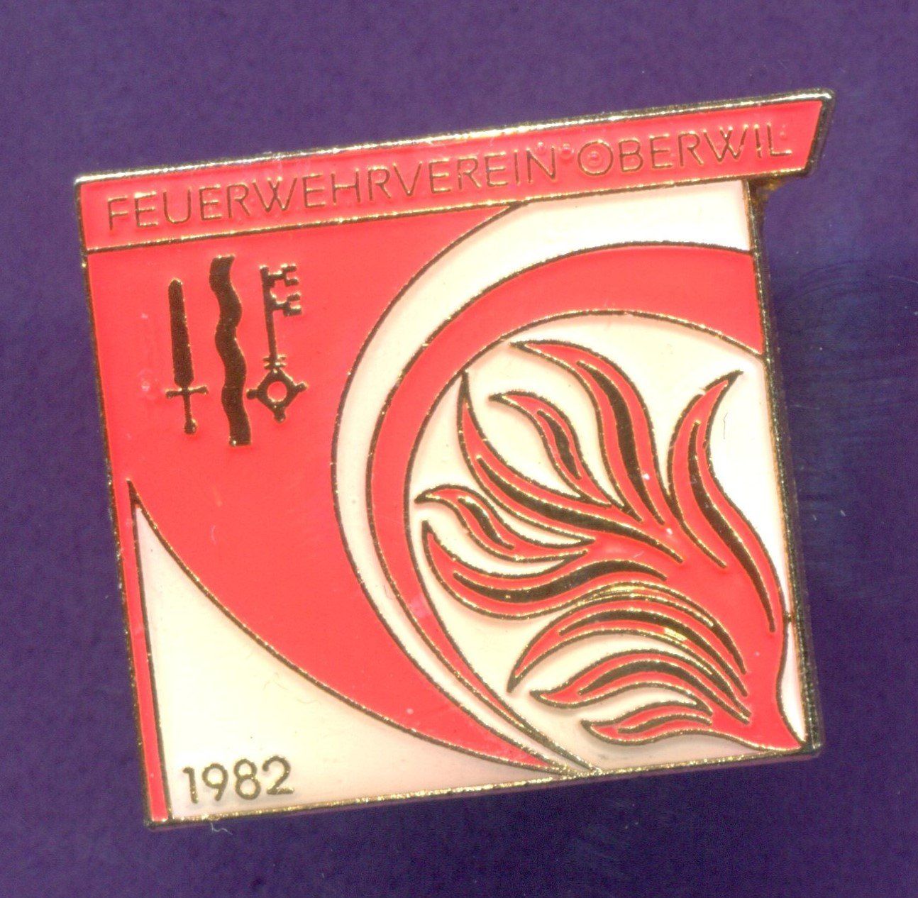 Placchette & Badge: Feuerwehr  OBERWIL – Usato da Winterthur venduto da Sammleroase