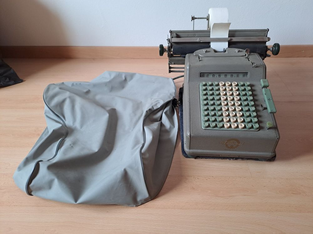 Tutte le macchine: National Buchungsmaschine, Vintage Rechenmaschine Rarität! – Usato da Andwil TG venduto da Natur5 3