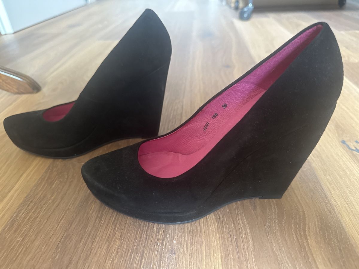 Buffalo Damenschuhe: Buffalo London Wedges 39 – Neu (gemäss Beschreibung) aus Liestal von ell_6xc7 1
