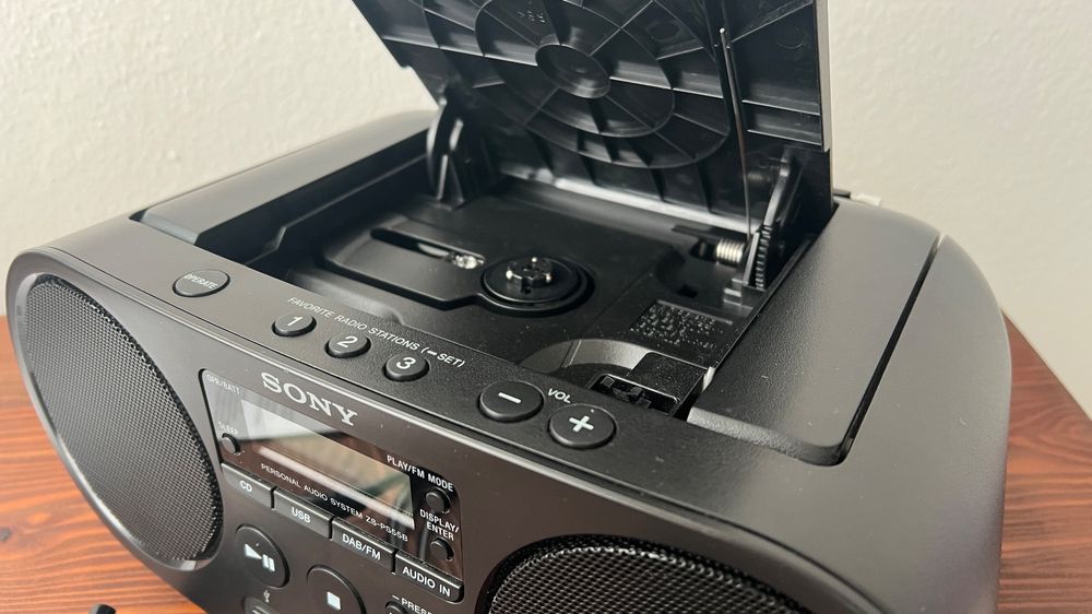 Sony ZSPS55B DAB+ digital radio / CD Player / USB Kaufen auf Ricardo