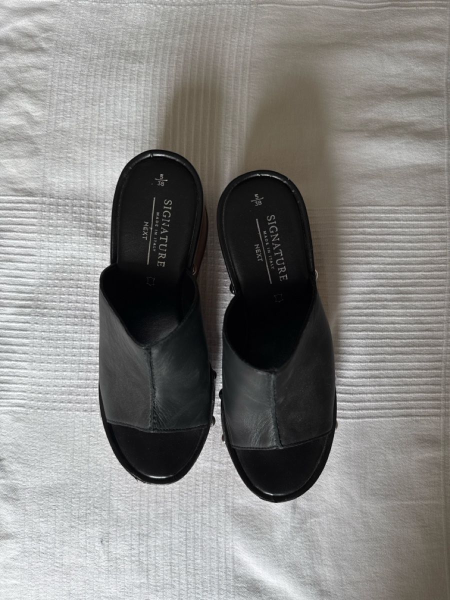 Next Chaussures femmes: Next Keilabsatz Sandalen Gr 38 – D'occasion à Zürich par pheoebephilo 1