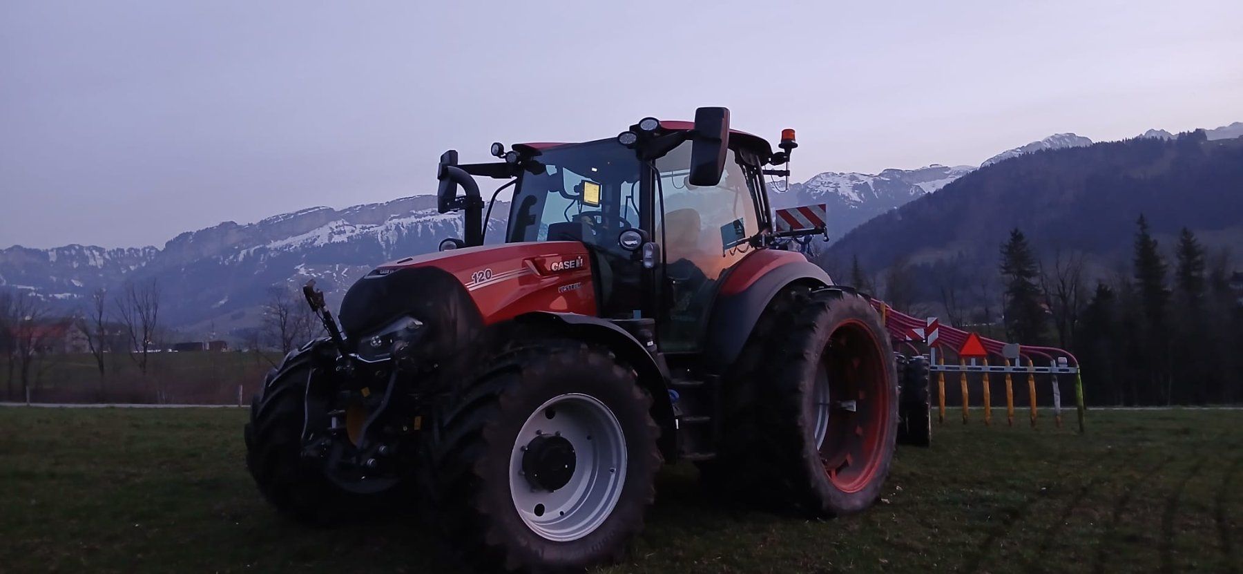 Case IH Trattori: Case IH Vestrum CVX Stufenlos Neuwertig Steyr Expert NH T5 – Usato da Appenzell venduto da ladeluft