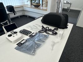 DJI Phantom 4 Pro Zubehör-Set mit Controller, Akkus, Propell