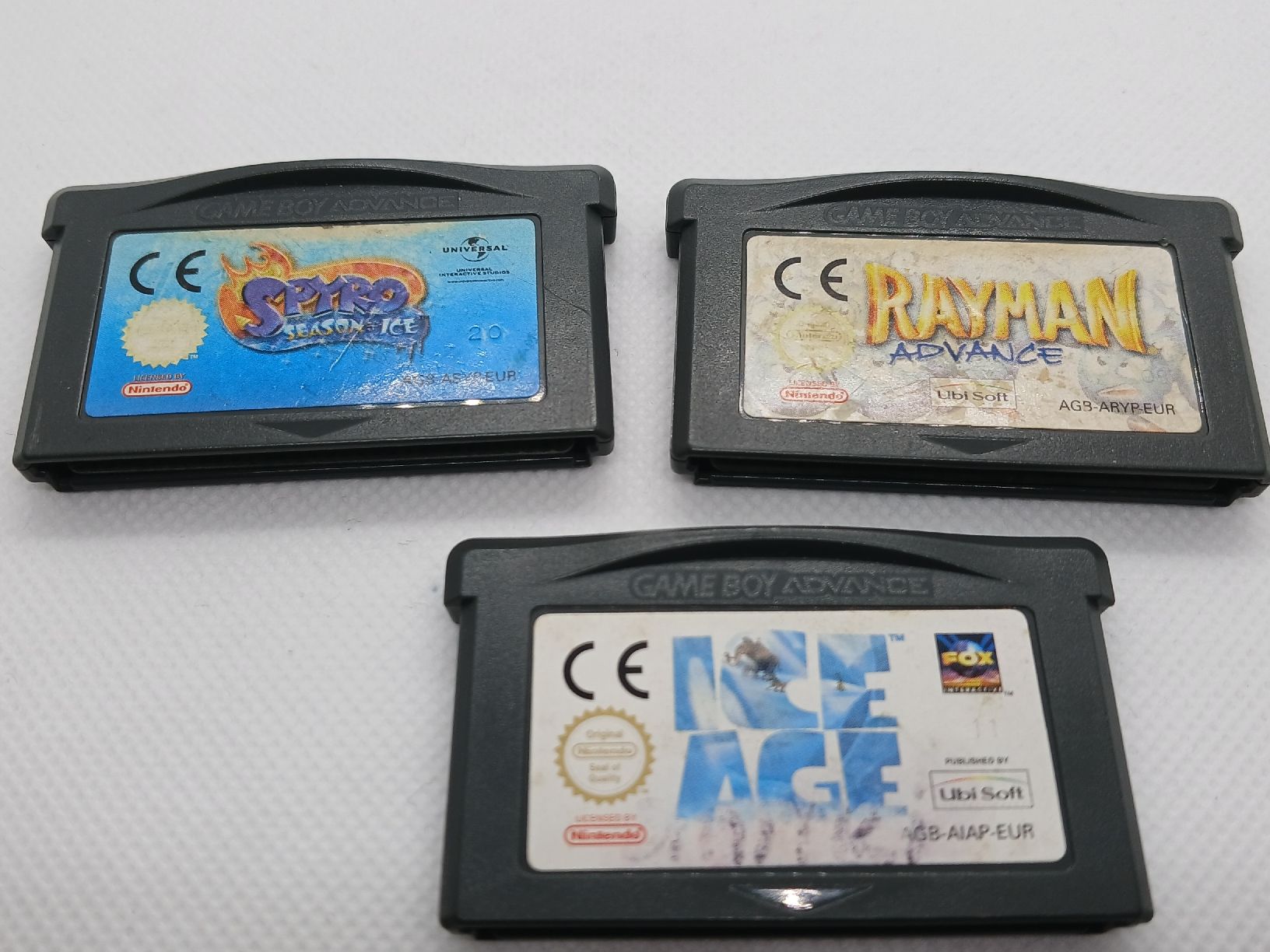 Nintendo Consoles: Nintendo Game Boy Advance ecran couleur ITA+Jeu Rayman – D'occasion à Penthalaz par Allgoodsuisse 5