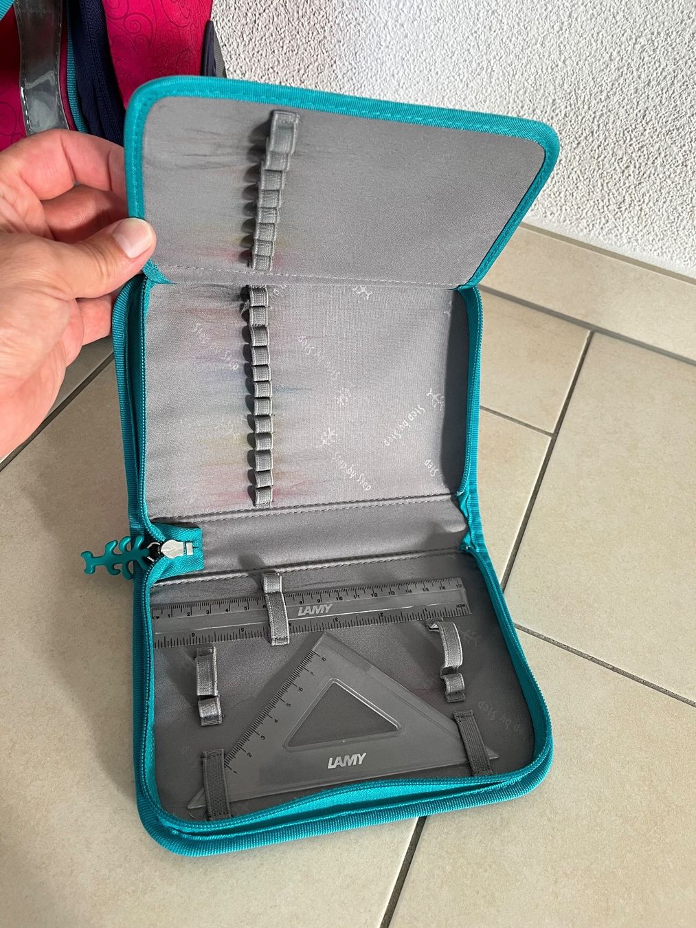 Borse & Zaini: Schulrucksack Schulranzen – Usato da Küssnacht am Rigi venduto da icbicb 4