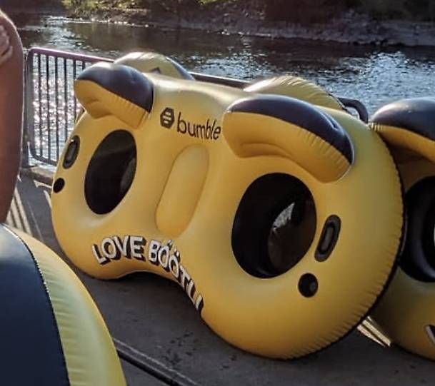 Barche: Bumble Zweisitzer Floaty Gummiboot Limmat  – Usato da Zürich venduto da YogaMatt