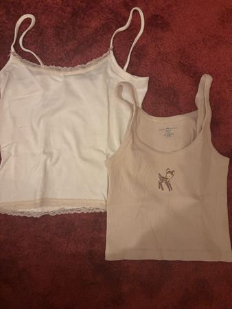 Brandy Melville Tank Tops