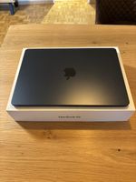 MacBook air M3 2024