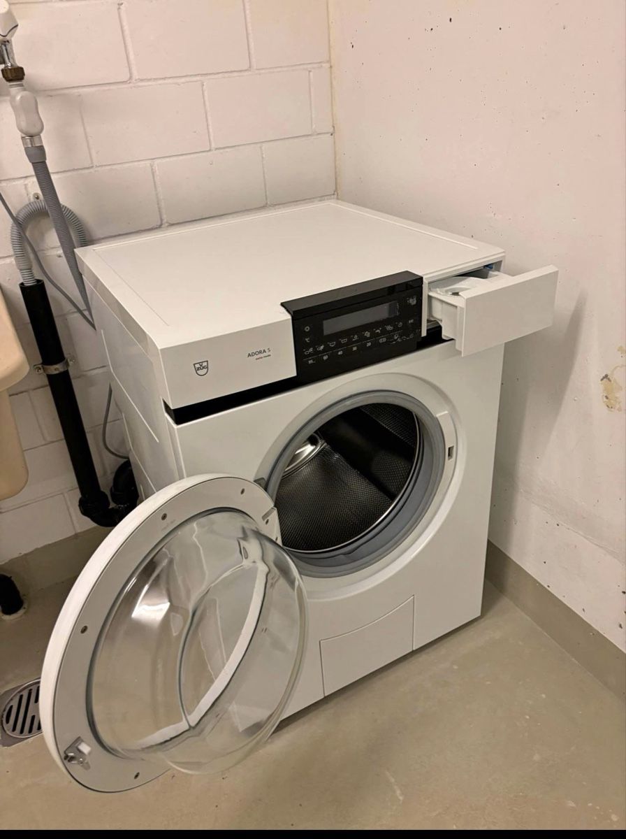 V-Zug Lavatrici: Waschmaschine VZug 8 KG A+++ – Usato da Kreuzlingen venduto da Lion_10 2