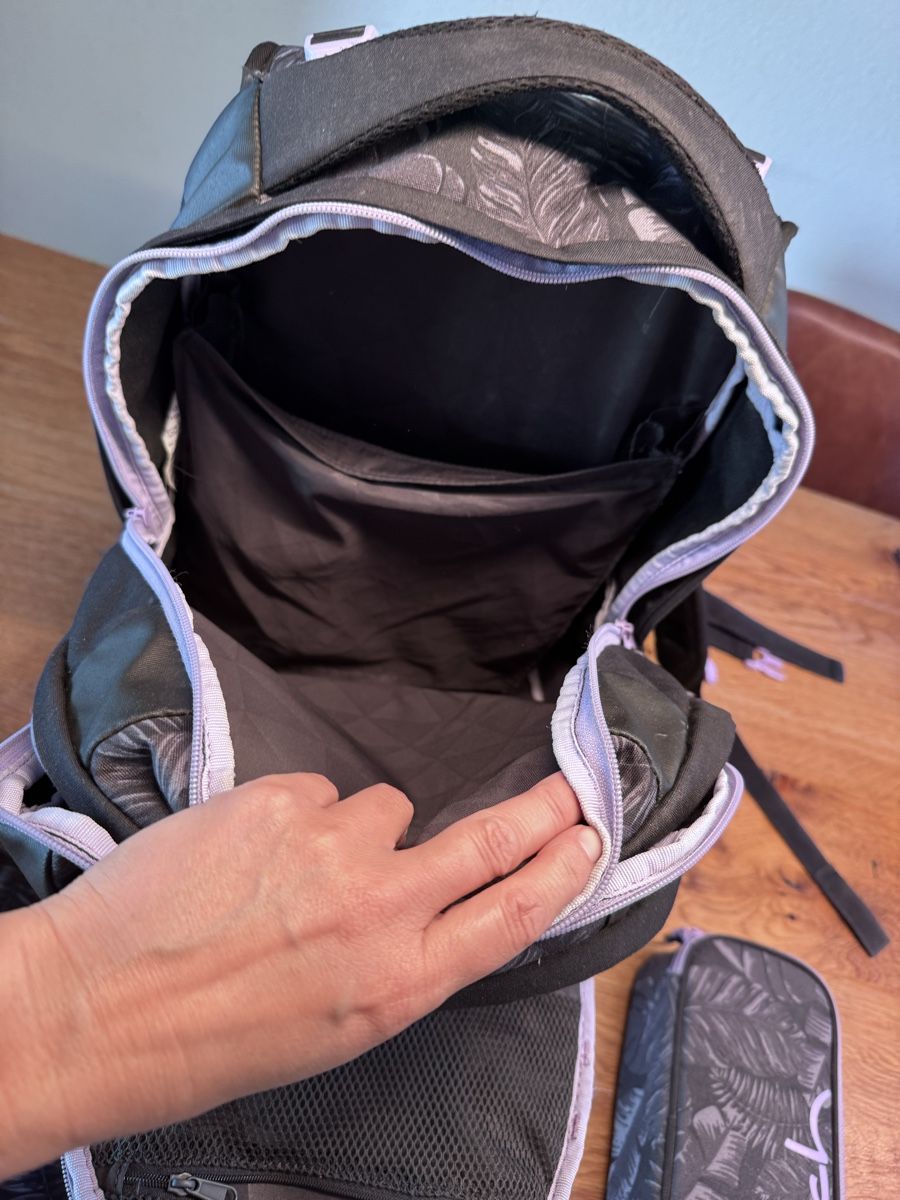 Satch Borse & Zaini: Satch Schulrucksack Set 3 teilig NP 250 Fr – Usato da Niederbüren venduto da Oetschli 7