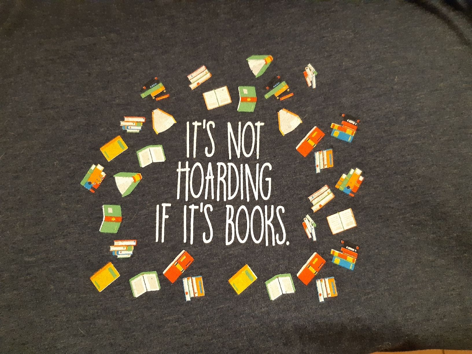 T-shirt: Bücher Tshirt – Usato da Toffen venduto da Gwunderegge77