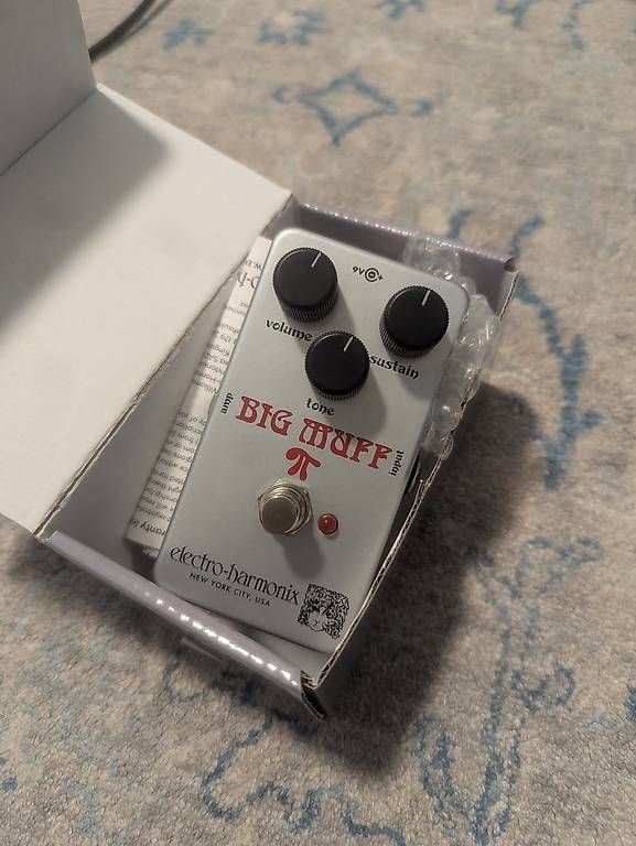 Electro-Harmonix Strumenti musicali: Electro Harmonix EHX Ram's Head Big Muff Pi – Usato da Aeugst am Albis venduto da ger_lr2j