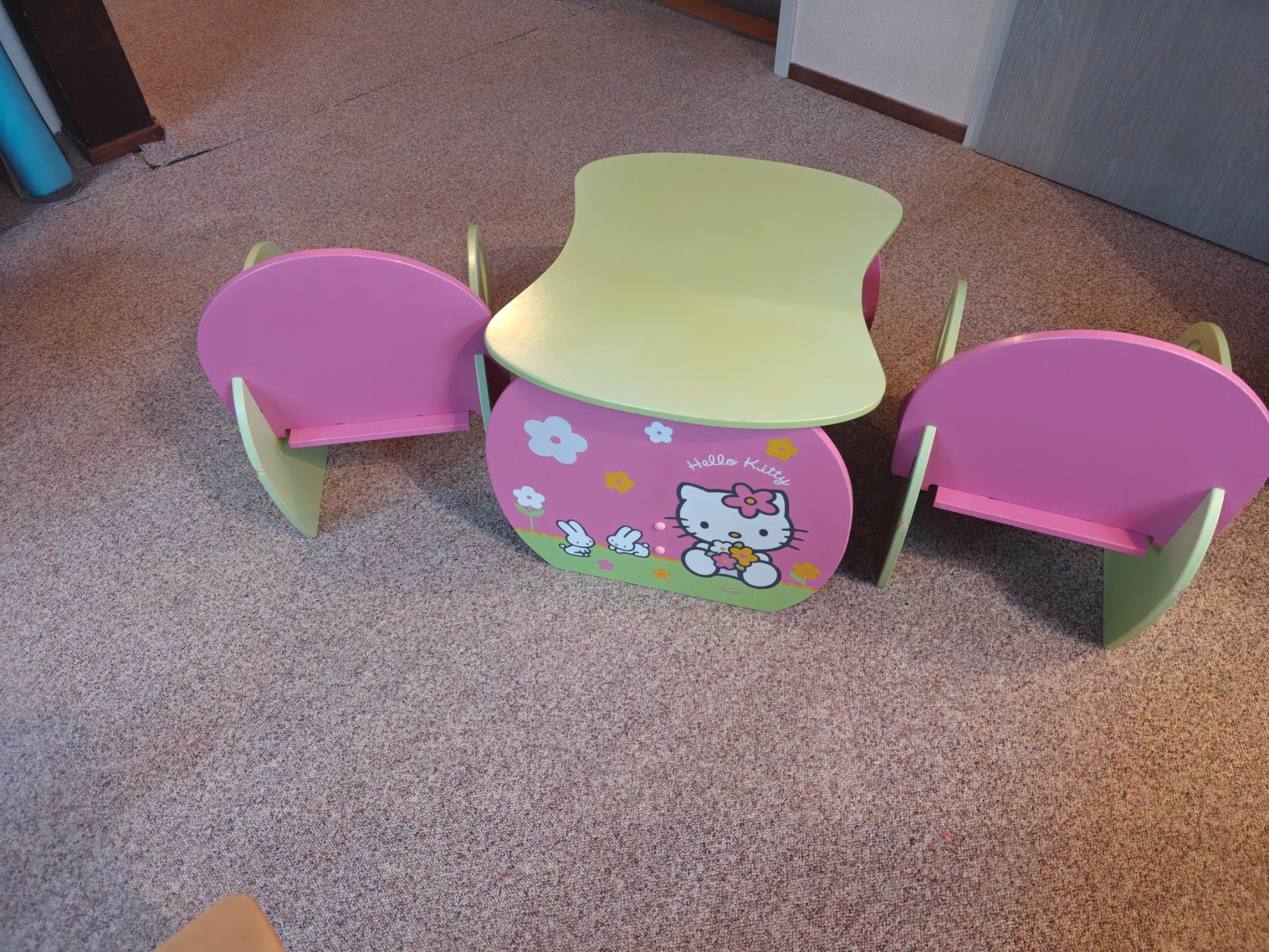 Set di tavolo e panche: Table Hello Kitty + 2 chaises bois – Usato da Longirod venduto da Mike_7773 2