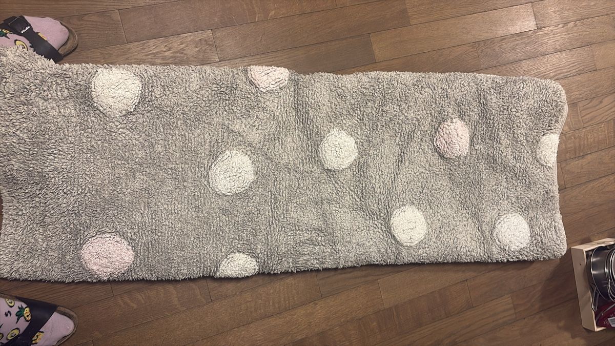 Tappeti: Lorena Canals WASCHBARER TEPPIC Dotts & Unterteppich – Usato da Schwerzenbach venduto da vonblume2