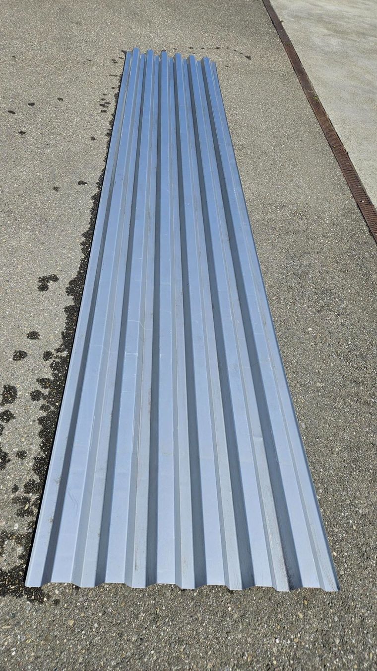 Wände & Decken: Montana Fassade/ Dachblech – Neu (gemäss Beschreibung) aus Weiach von SureshN 2