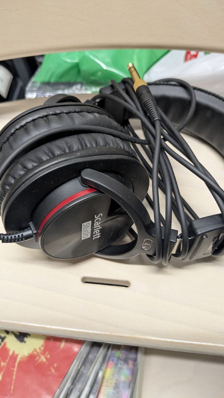 Focusrite Microphones: Focusrite Scarlett Solo Studio Bundle (3. Generation) – Neuf (Voir description) à Regensdorf par JREGEB 1