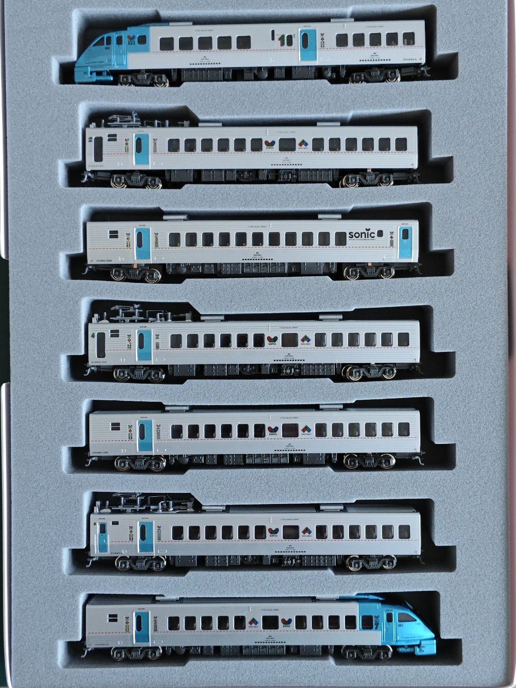 Kato Modellini di ferrovie: Kato 10-439 883 Series "Sonic" – Nuovo (secondo la descrizione) da Siebnen venduto da han_xck2