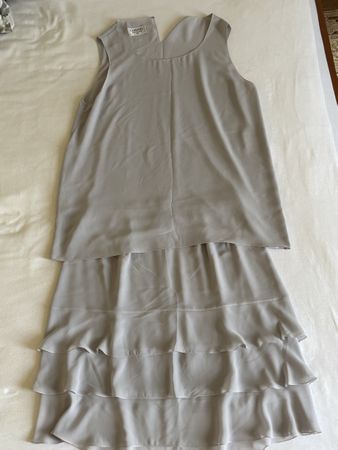 Chanel robe, jupe et haut gris T38 État parfait!