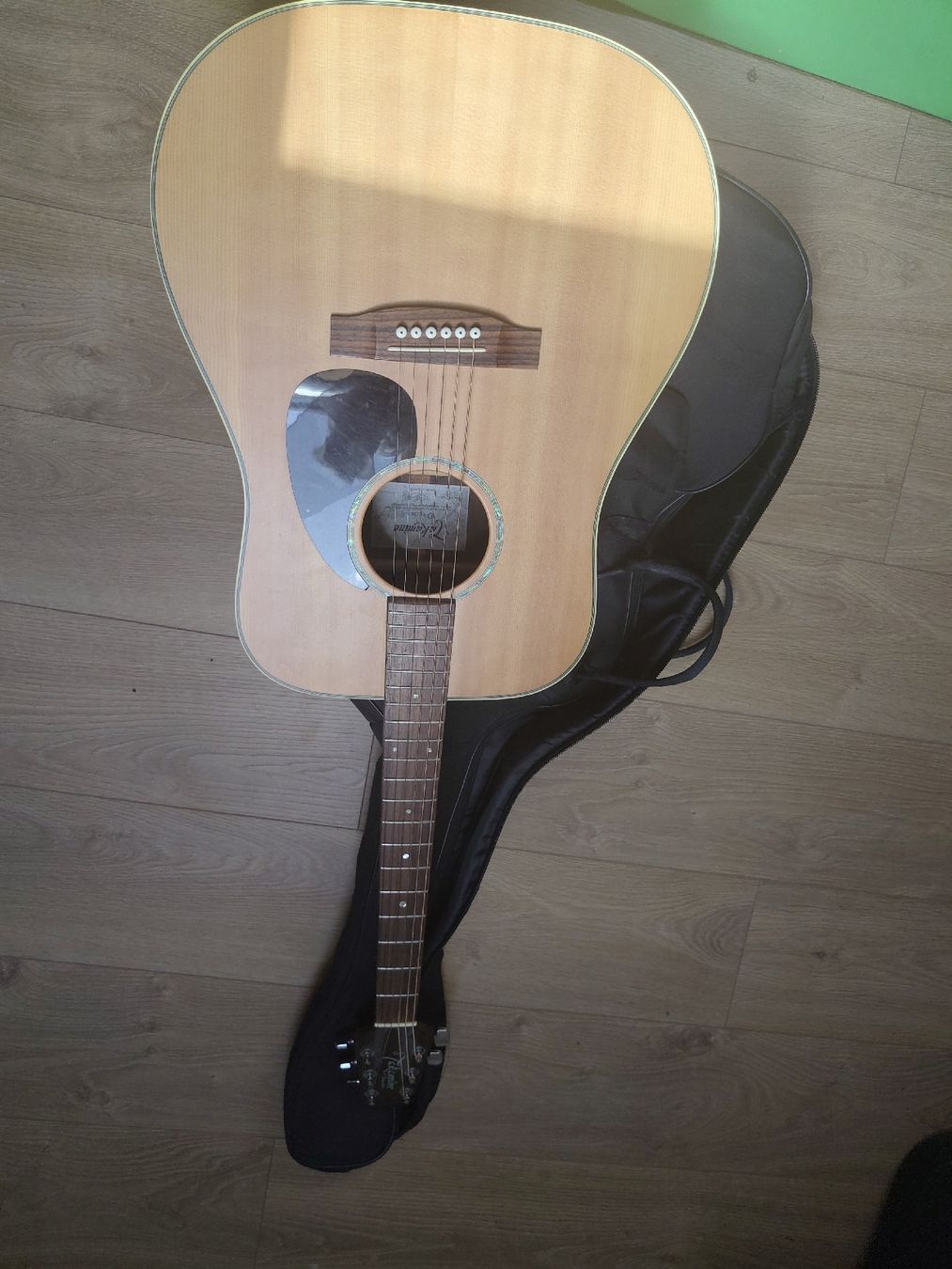 Musikinstrumente: gitarre Takamine D-Series – Gebraucht aus Zürich von Steersoy
