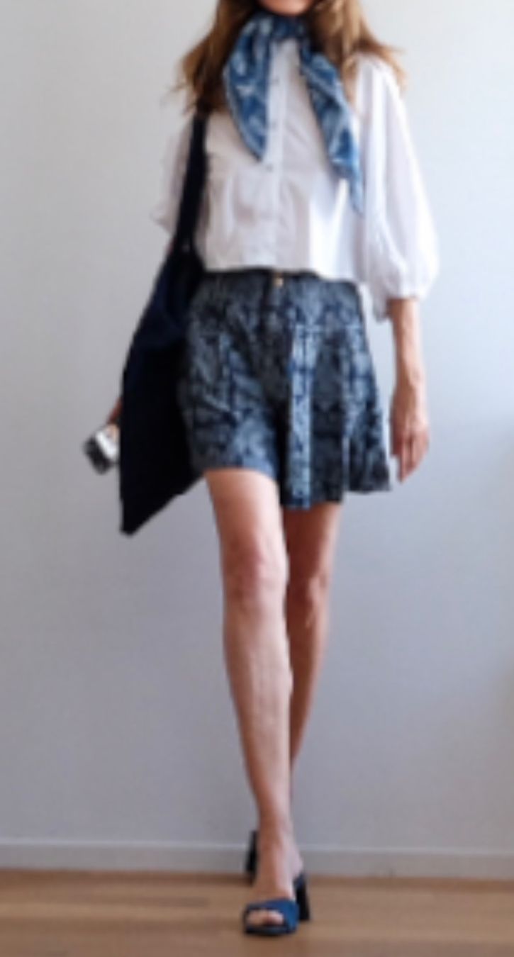 Zara Blusen: ZARA kurze Bluse - neuwertig - – Neu (gemäss Beschreibung) aus Jona von vanessasupermarket20