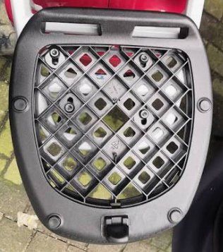 Givi Topcase: GIVI Topcase, Rollkoffer – Gebraucht aus Hinwil von Roemel2 4