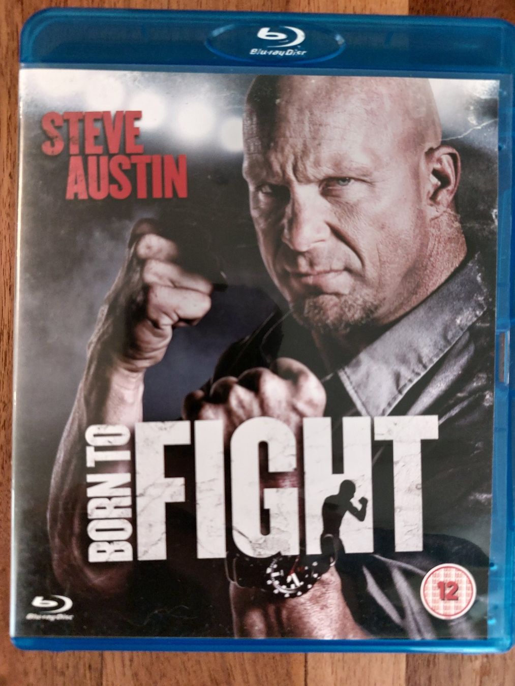 Tutti i DVDs: Blu Ray - Knockout / Born to Fight – Usato da Rheinfelden venduto da FilmAuktion