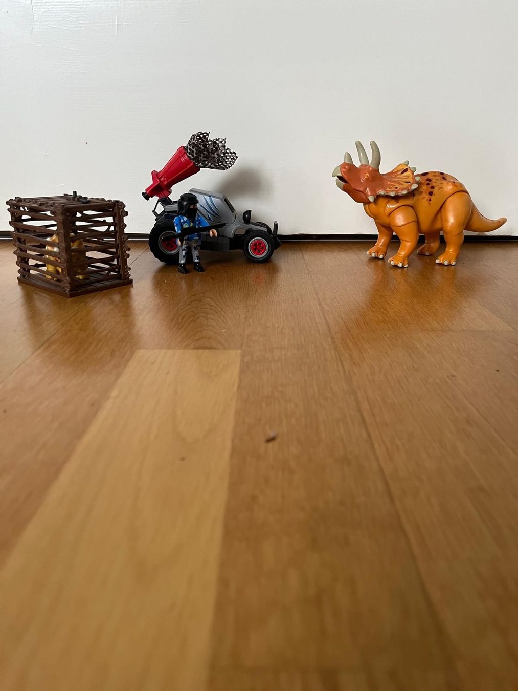 Playmobil Spielzeuge: Dino, Offroader & Fangnetz Playmobil – Gebraucht aus Biel/Bienne von Aare5 1