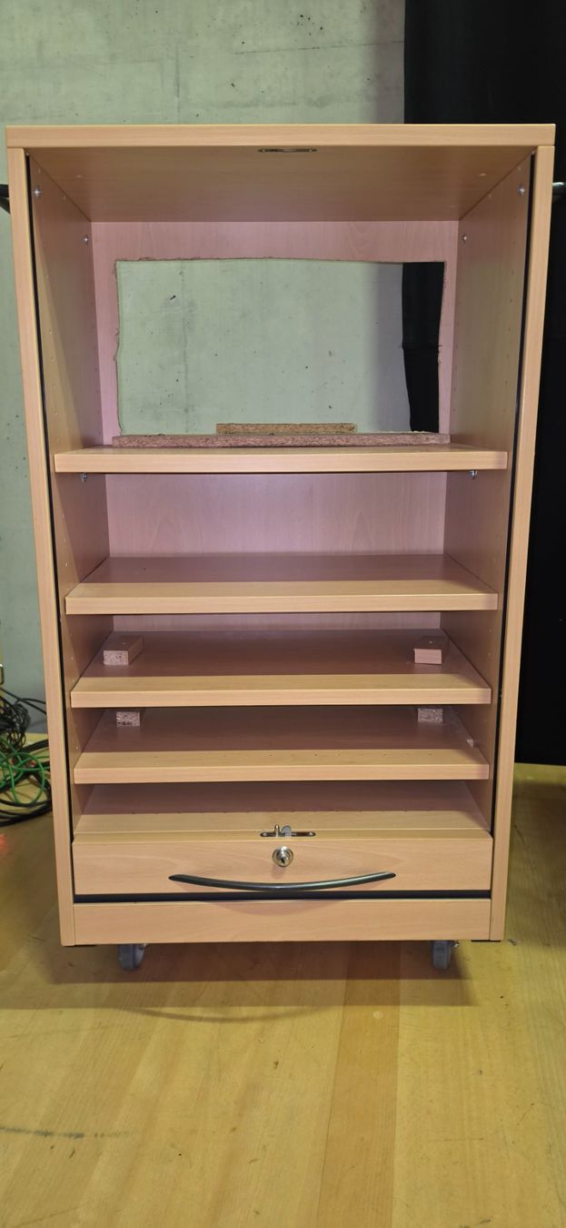Wandhalterungen: Audioschrank / Audio Rack – Gebraucht aus Schönenwerd von vino_subi