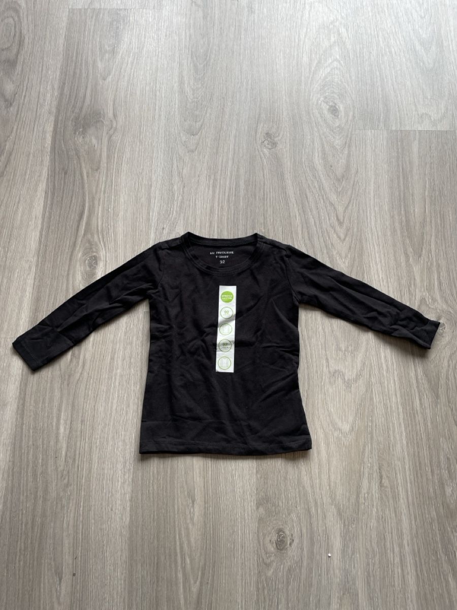 Hemden, T-Shirts & Polos: Neues Langarmshirt, Gr. 92, Schwarz, neu – Neu (gemäss Beschreibung) aus Biel/Bienne von Bolagol9