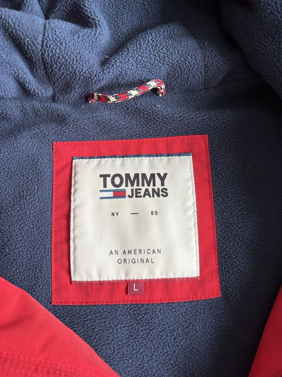 Tommy Hilfiger Giacche: Tommy Jeans Rain coat Jacket – Nuovo (secondo la descrizione) da Zürich venduto da Bernaaaa 2