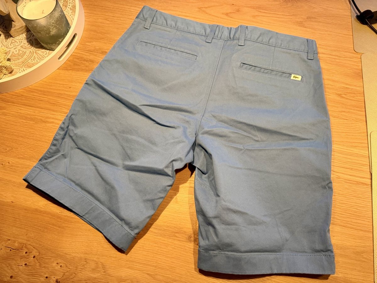 Lacoste Pantaloni: Lacoste Chino-Hose Gr. 44/US34 – Nuovo e nell'imballaggio originale da Erlenbach ZH venduto da hessg 7