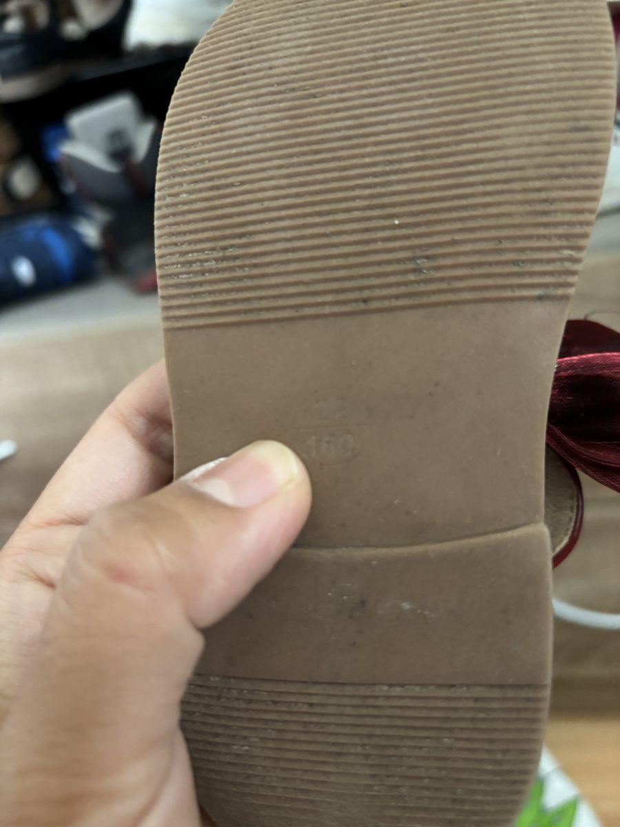 Scarpe per ragazze: Kinderschuhe – Usato da volketswil venduto da Sisi521 4