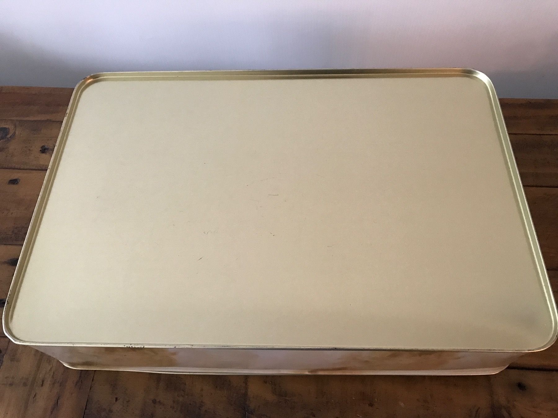 Altro in Decorazioni & Accessori: Grosse Blechdose Engel – Usato da Rapperswil SG venduto da cosiba01 3