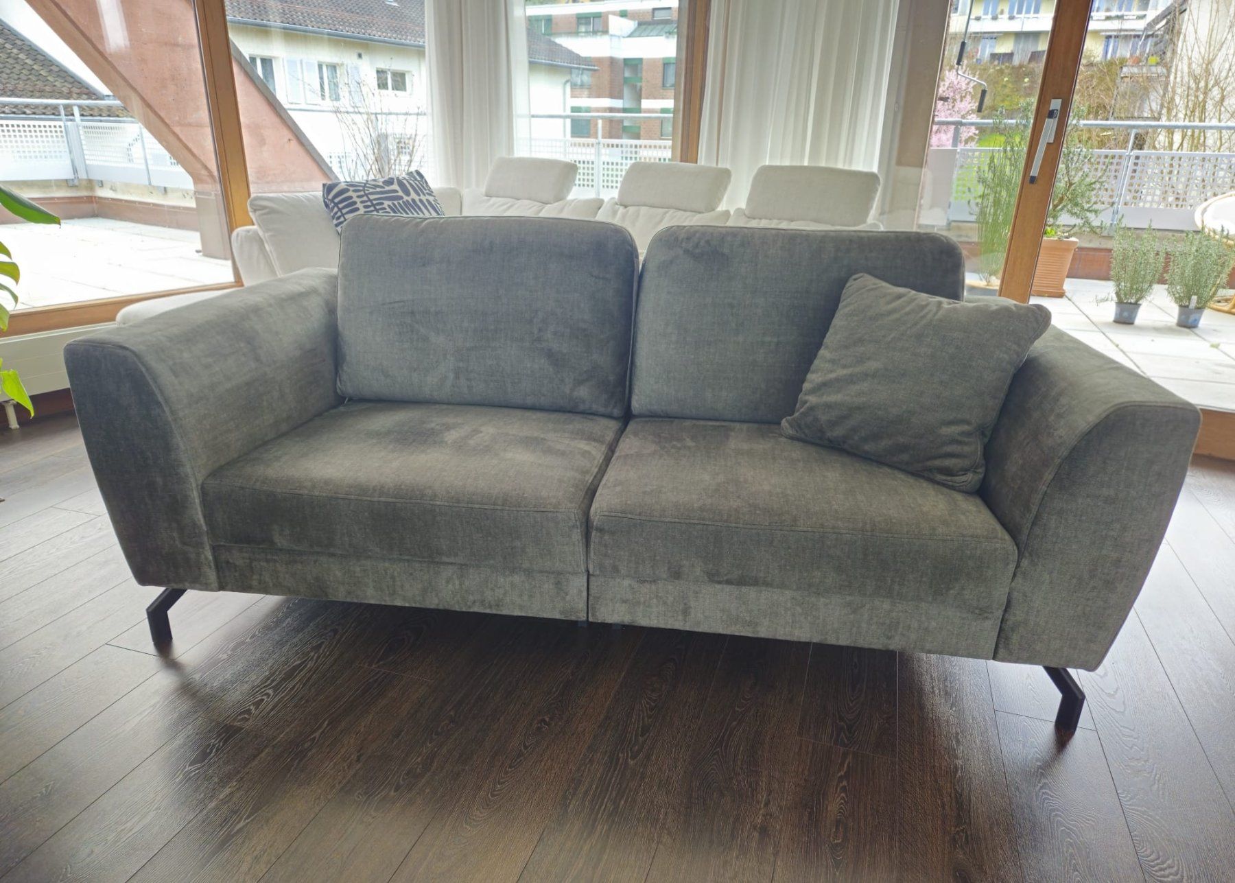 Sofas: Moosgrünes Sofa – Gebraucht aus Zürich von san_6r6r 2