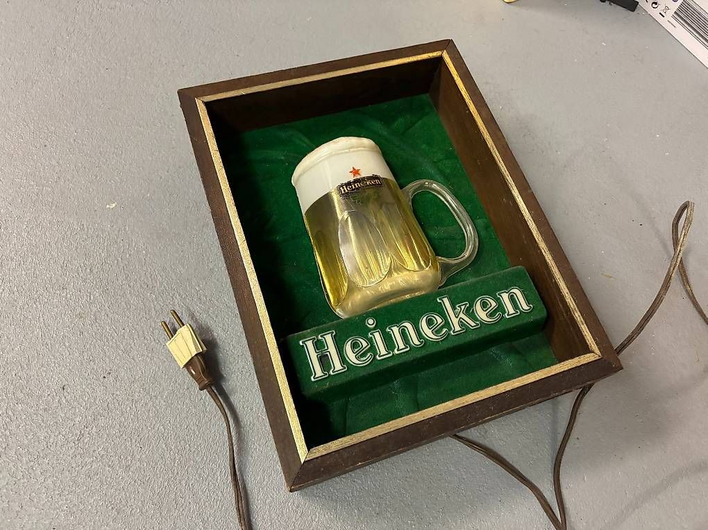Lampes: Heineken Leuchtreklame – D'occasion à Wil AG par Mitrox