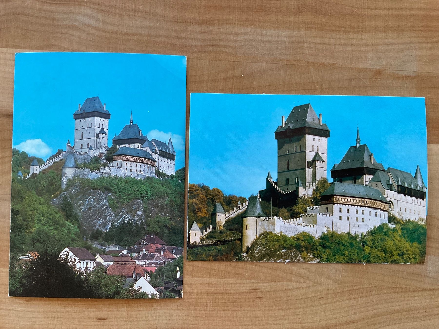 Cartoline postali: 2 AK von Burg Harlem in Prag – Usato da Rümlang venduto da Kartenpost1