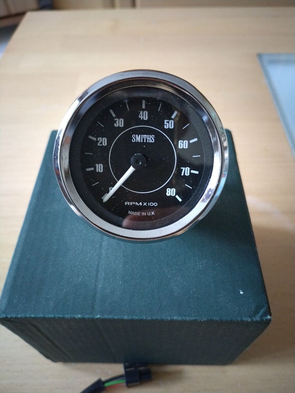 Smiths Tutti pezzi di ricambio auto: Drehzahlmesser Smith Classic 52mm – Nuovo e nell'imballaggio originale da Spiez venduto da Longjohn7 1