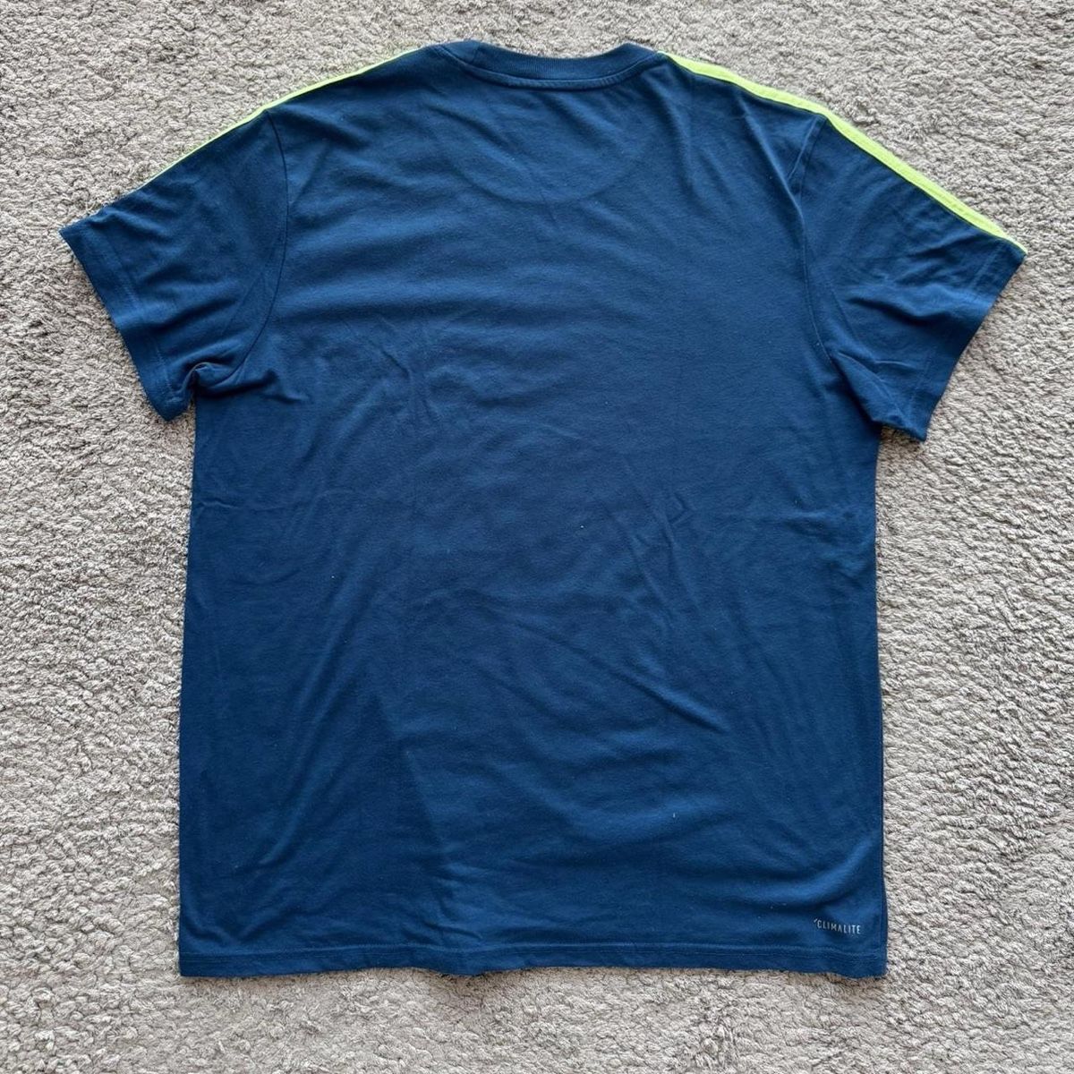 Adidas T-shirt: Adidas T-Shirt – Usato da Zürich venduto da scrym 1