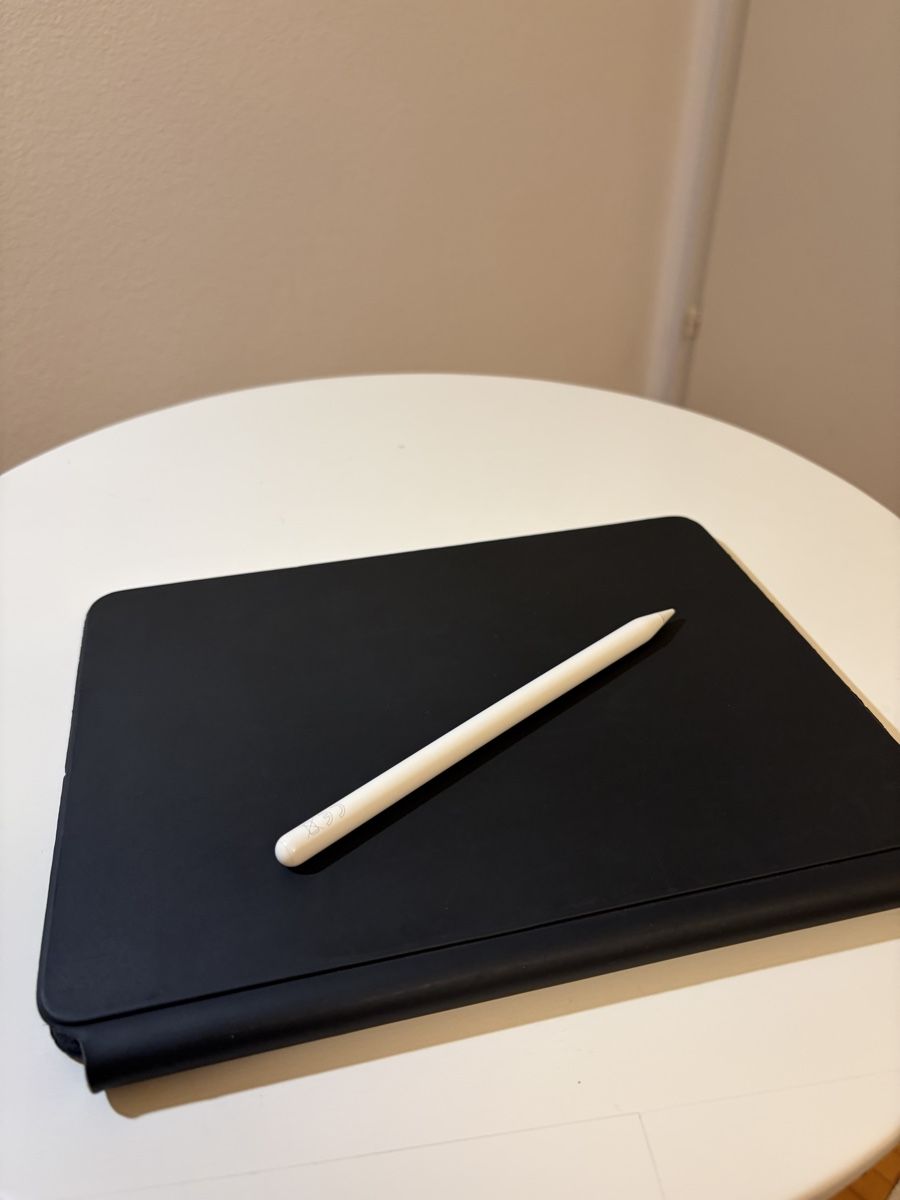 Apple Claviers: Magic Keyboard und Apple Pencil Pro 1. Gen – D'occasion à Küssnacht am Rigi par dav_g2q6 3