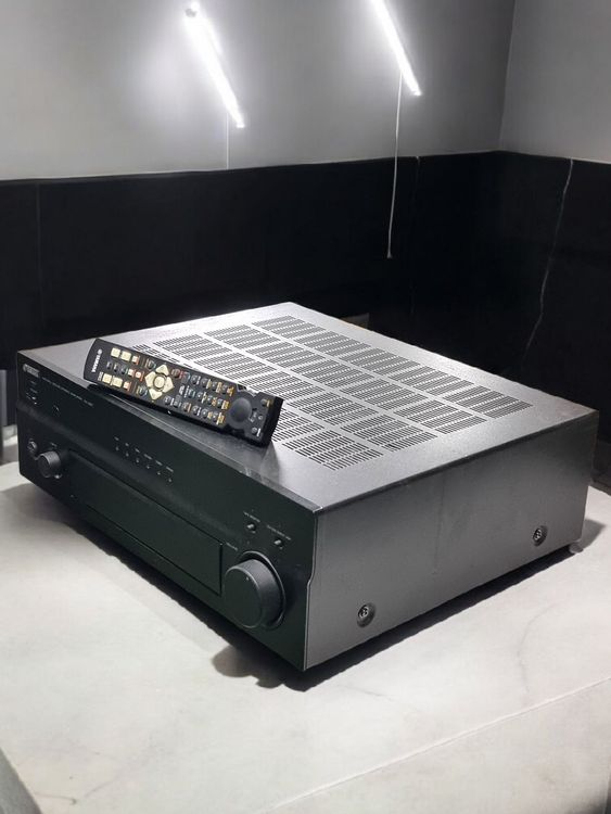 Yamaha AX-497 Natural Sound Stereo Amplifier Verstärker