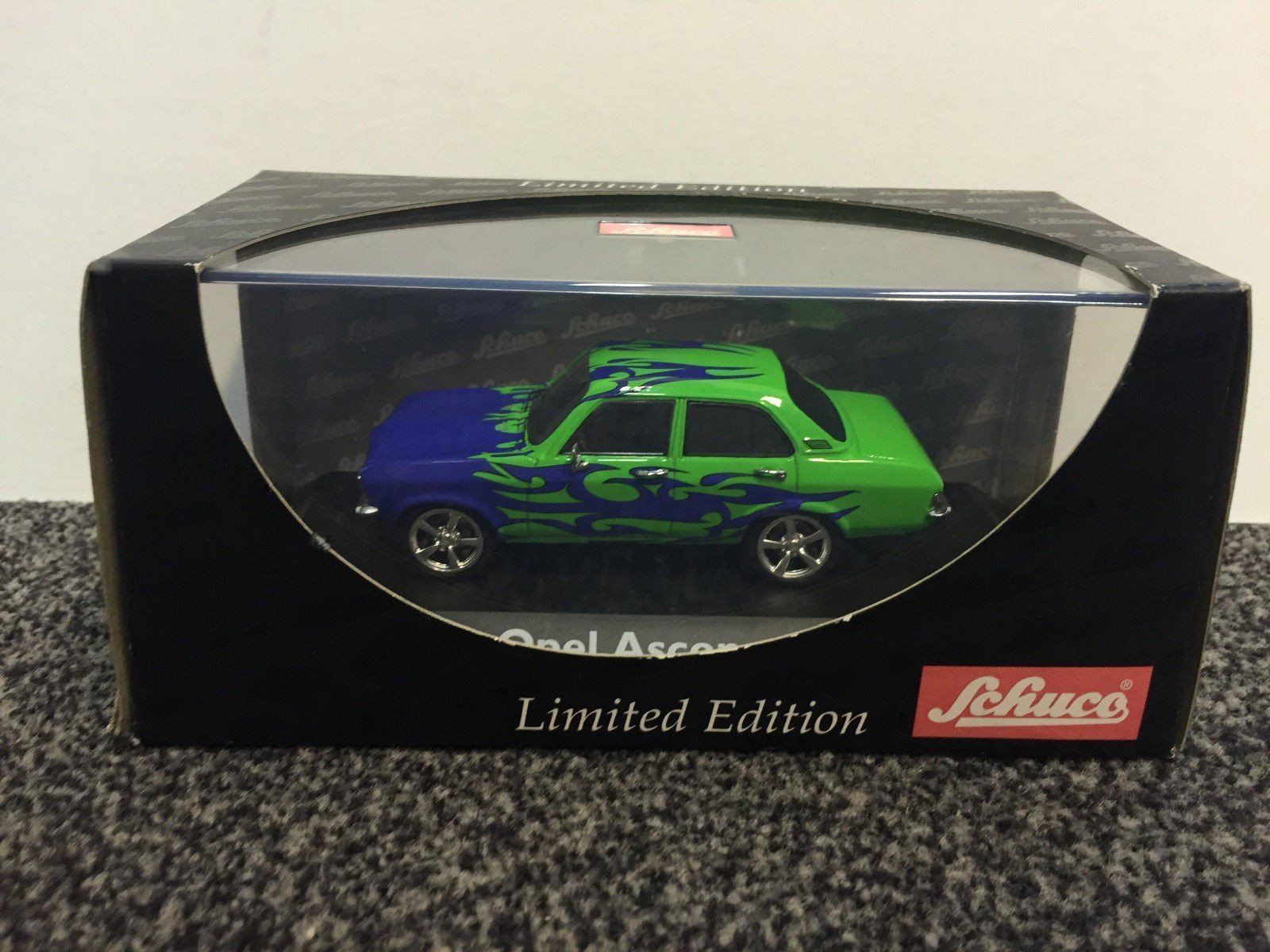 Opel Modellini d'auto: Opel Ascona A 1970-1975 "Tuning Version" hellgrün / blau – Nuovo e nell'imballaggio originale da Gerlafingen venduto da espero88 7