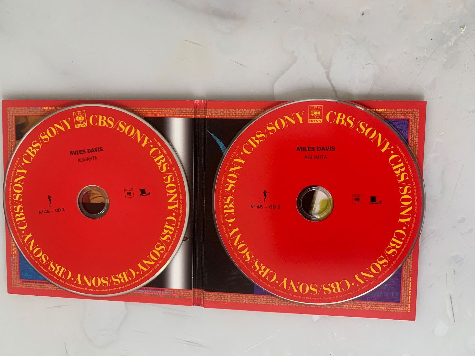 CDs: Miles Davis/Agharta(Live Osaka 1976) 2 cds – Gebraucht aus lausanne von Ccheche 1