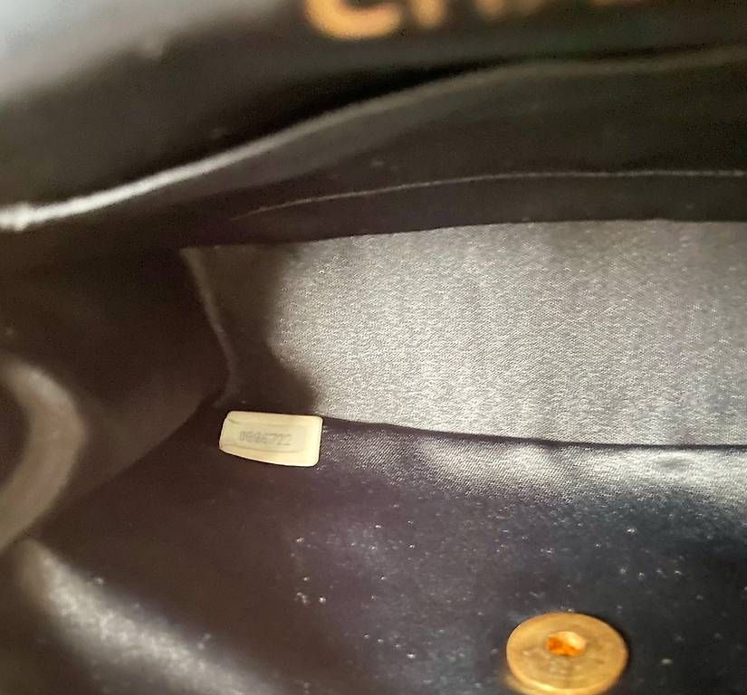 Borse da donna: Chanel Mini Timeless/Classique in raso nero – Usato da Balerna venduto da mgi_gtp5 2