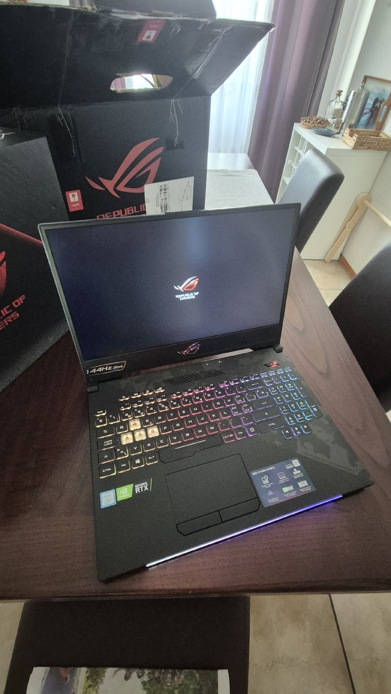 Asus Notebook: ASUS ROG Strix SCAR II GL504GW – Usato da Corcelles-Payerne venduto da craveiro_in4k 5