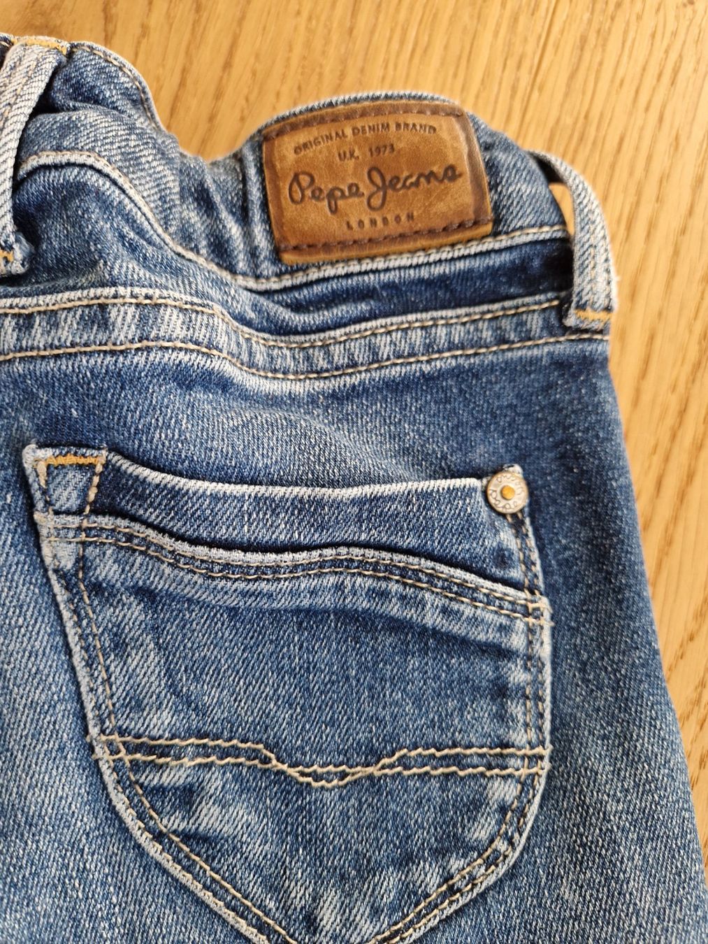 Pepe Jeans Pantaloni: Jeans von Pepe Jeans Gr. 116 – Usato da Davos-Dorf venduto da Bpelikan 2
