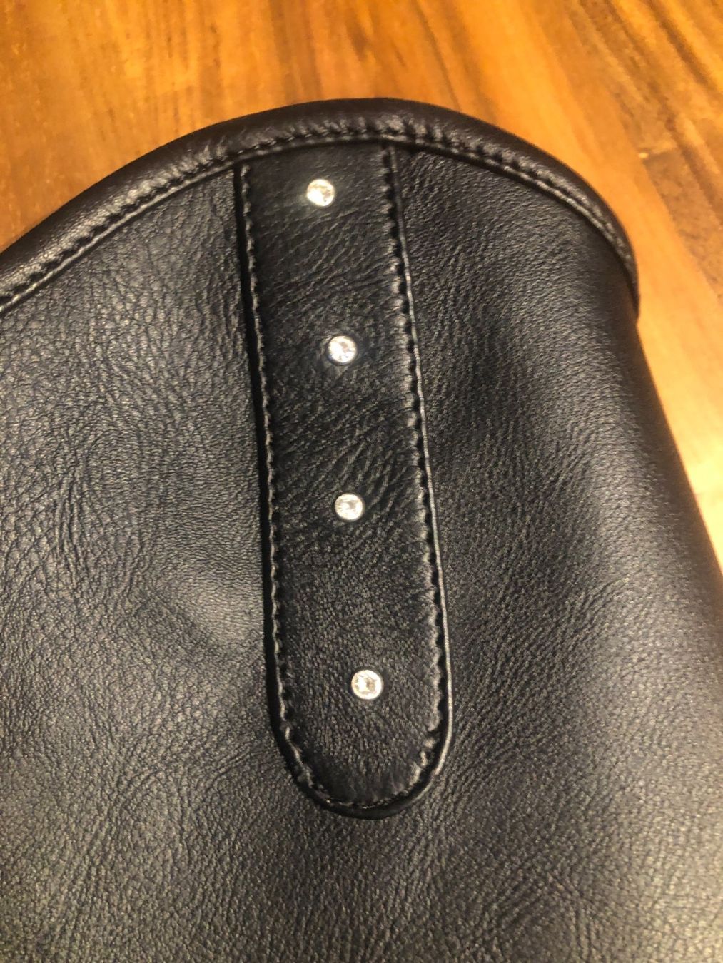 Norton Stinchiere & Fasciature: Neue Chaps mit Strass-Steinchen Gr. L – Nuovo e nell'imballaggio originale da Wahlendorf venduto da Tendi