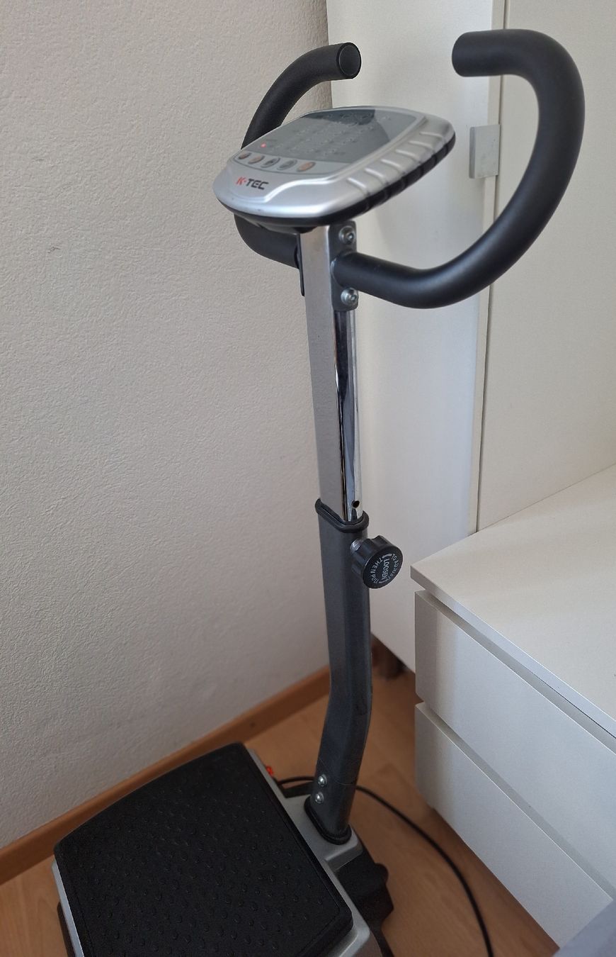 Hometrainer: Vibrationsplatte – Gebraucht aus Urtenen-Schönbühl von jne_mvm7 1