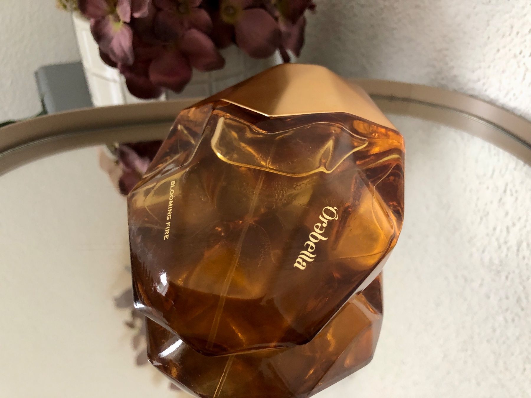 Profumi & Eau de Toilette: Orebella Blooming Fire von Bella Hadid – Usato da Schlossrued venduto da tinurued 1