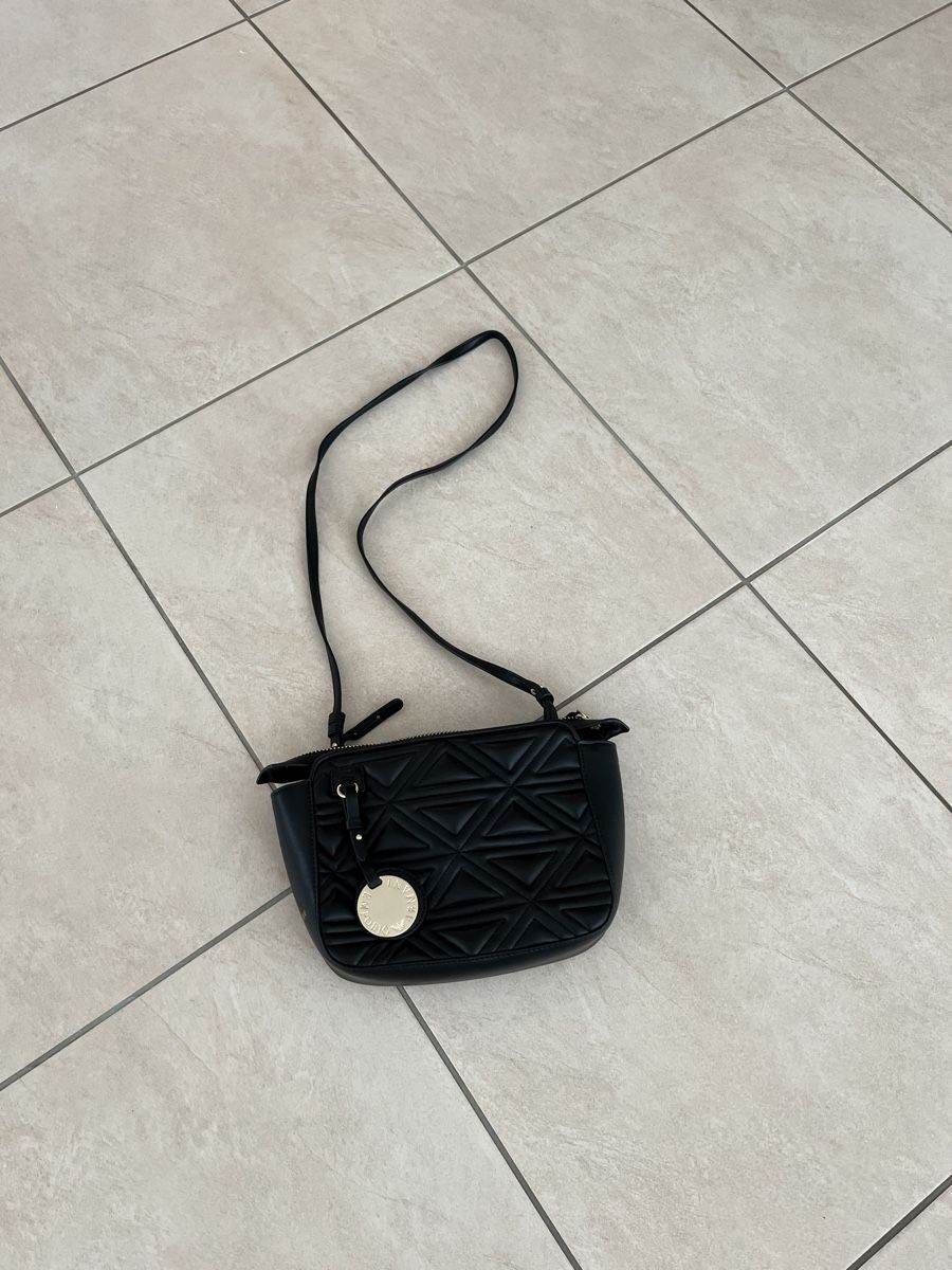 Armani Borse da donna: Damen Tasche Armani – Nuovo (secondo la descrizione) da Nänikon venduto da Camy 2