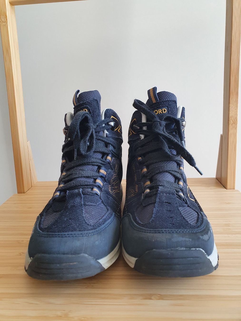 46 Nord Schuhe für Jungen: Gr.36 Wanderschuhe Kinder / 46 NORD – Gebraucht aus Neunkirch von M.Costa1 3